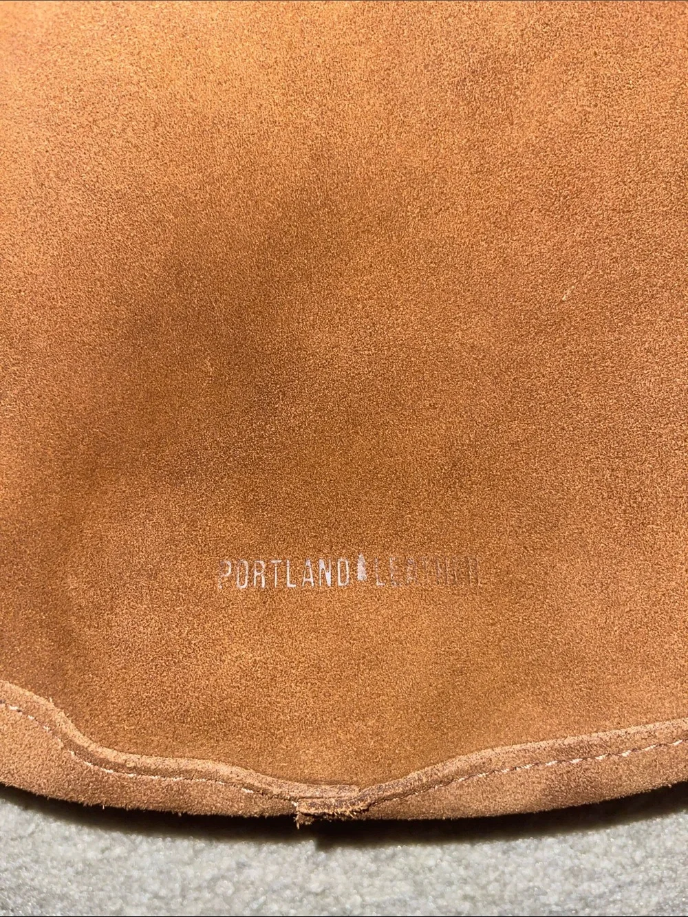 Portland Leather Goods Shoulder Bag in Jackson Brown - Picture 3 of 6